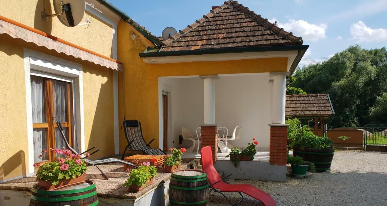 Hotel Kerka-Voelgyi Vendeghaz Kerkaszentkirály Exteriér fotografie